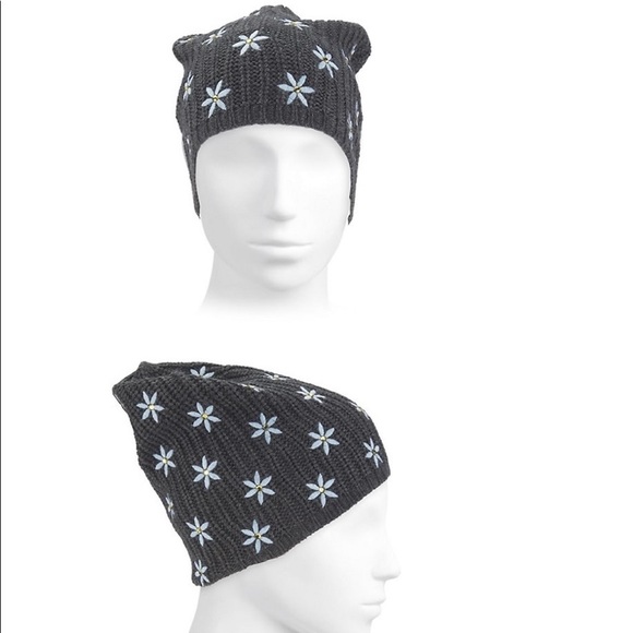 Carolyn Rowan Embroidered Floral Beanie #43 - Picture 3 of 3